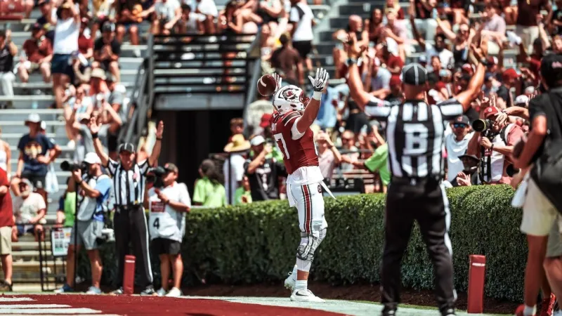LaNorris Sellers throws for 3 TDs as South Carolina whipped Kent State 57-0