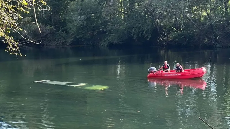 Fire crews recover fully submerged SUV from Saluda River