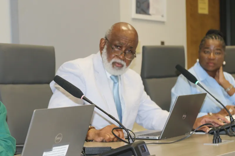 Sumter school board votes 4-3 to remove rezoning discussion, vote; Canty said idea 'ludicrous' if without more research
