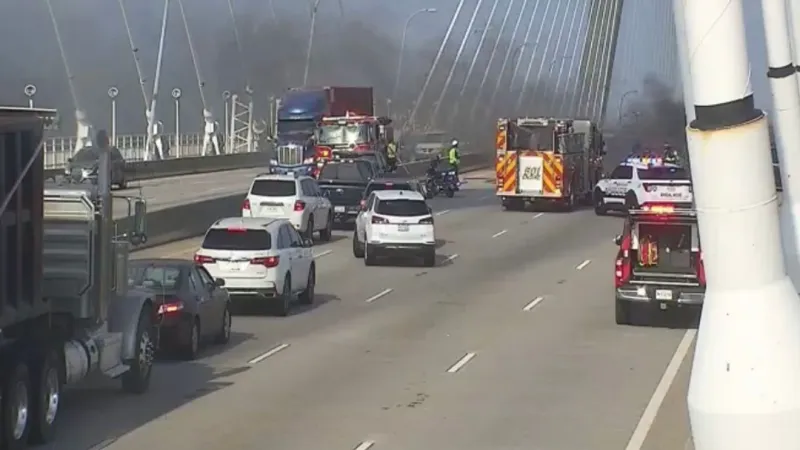 Vehicle fire shuts down southbound lanes on Ravenel Bridge during Tuesday commute