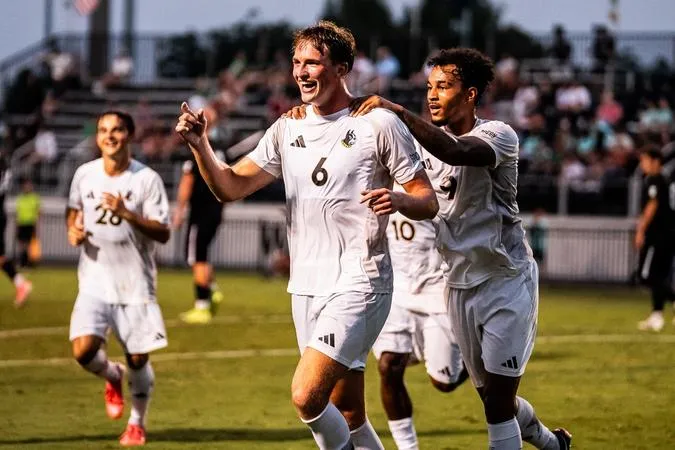 Men's Soccer Continues to Roll With Win Over USC Upstate