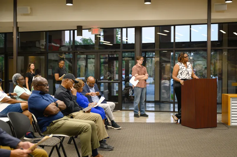 Clarendon OKs 6-month pause on data centers as residents push for more info on Project 59