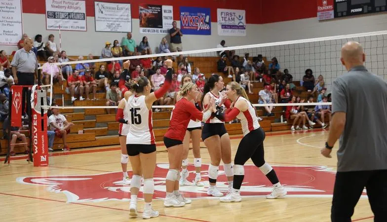 Wolves Sweep Mars Hill in Three Sets