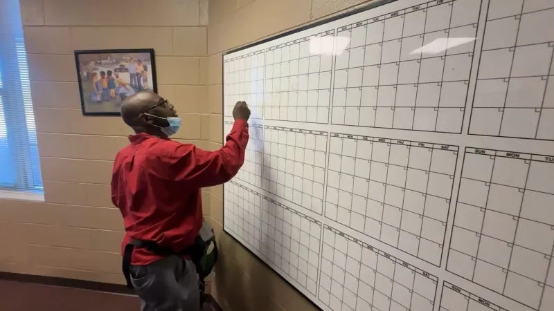 Marion County teacher refuses to let stage 4 cancer keep him from the classroom
