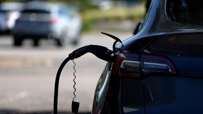 Columbia car dealers bring electric vehicles to Main Street