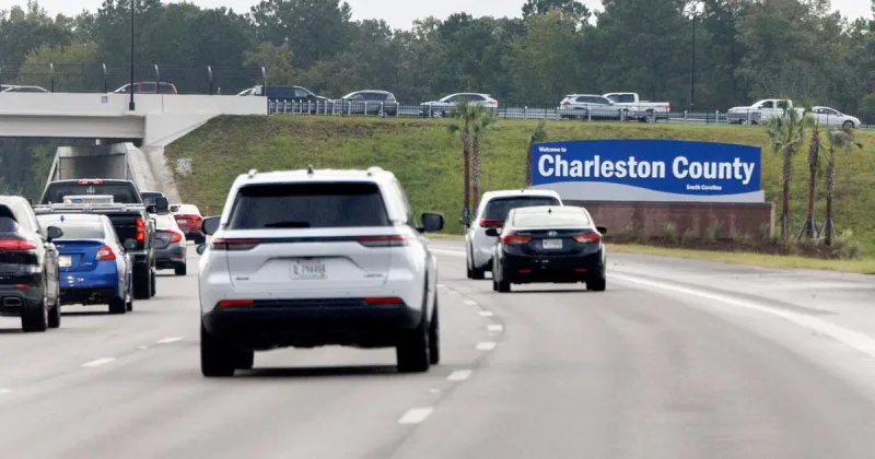 New 'Welcome to Charleston County' sign alongside I-26 cost $555K
