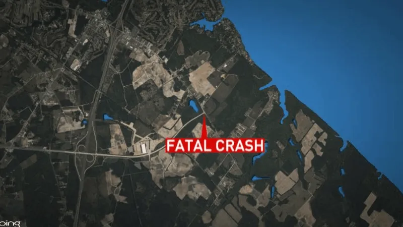 One dead in early-morning crash