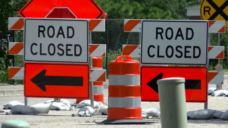 Loris to close Main Street for cable and light work