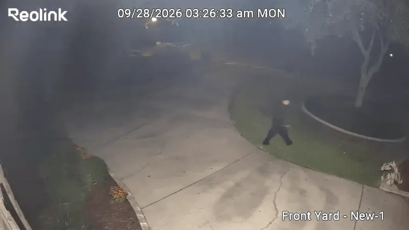 Deputies seek help identifying person of interest in Pawleys Plantation break-ins