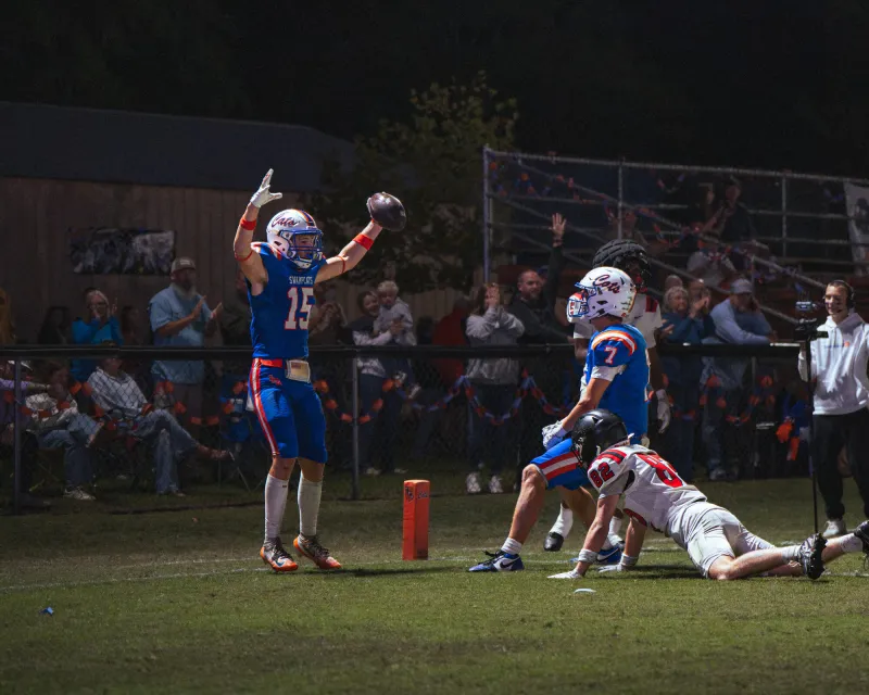 Laurence Manning runs past Augusta Christian for homecoming victory