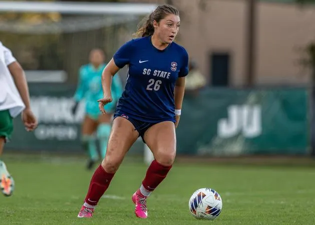 Women's Soccer Falls to Hampton on Late Goal
