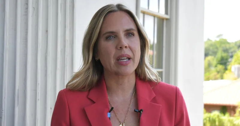 Annie Andrews outspending, outraising Darline Graham in SC US Senate race. She's still the underdog.