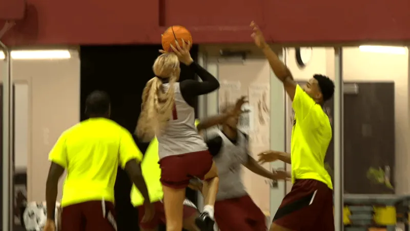 Gamecock Women's Basketball back to practice, Kitts and Watkins active from injury