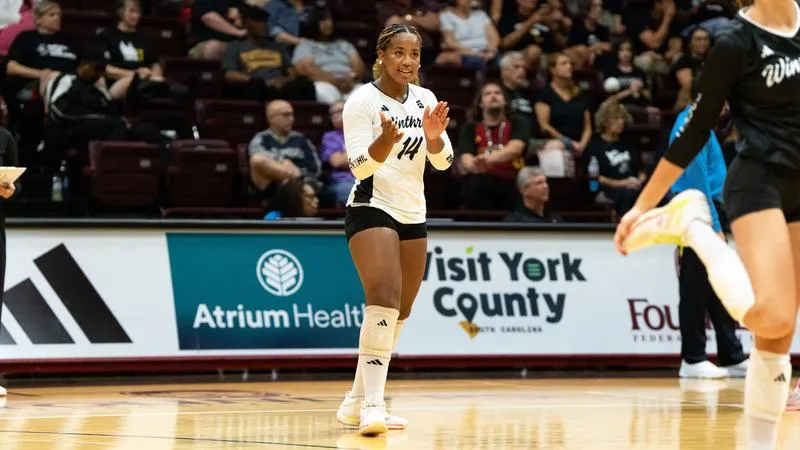Torain's Career-High 28 Digs Lifts Eagles Over Presbyterian