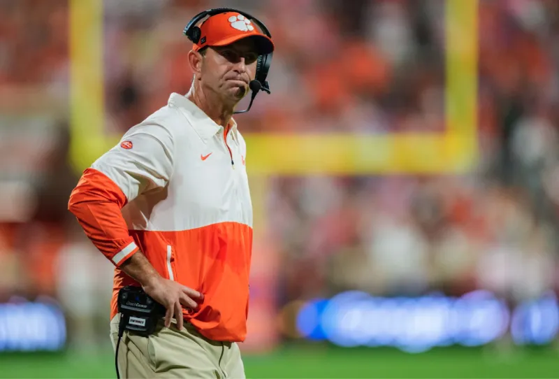 Darian Mensah, Mark Fletcher Jr. lead unbeaten No. 4 Miami past Clemson 41-13
