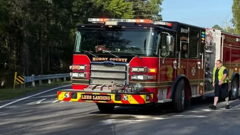 3 injured after crash near Highway 90 in Conway