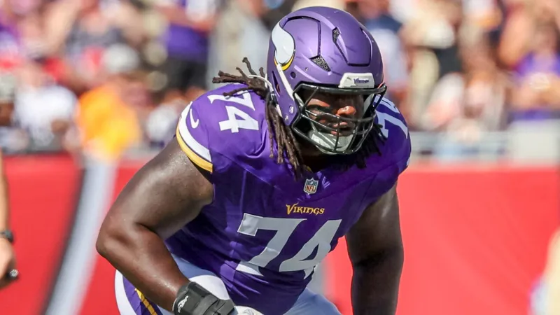 Vikings Likely Lose Left Guard Donovan Jackson For The Regular Season