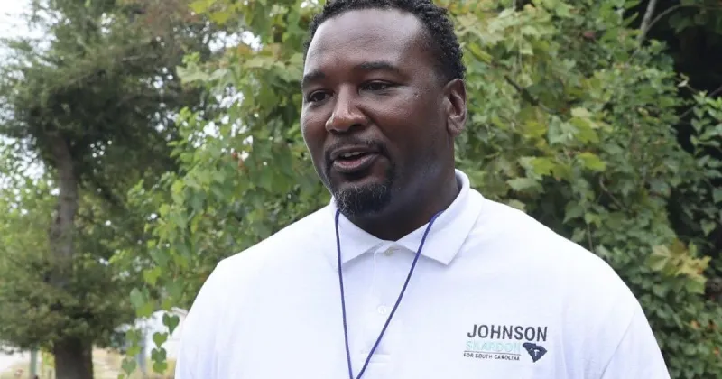 Johnson promises return to Florence with investment in Pee Dee