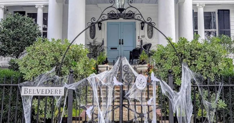 3 Charleston-area streets could be named the 'trick-or-treatiest' in America