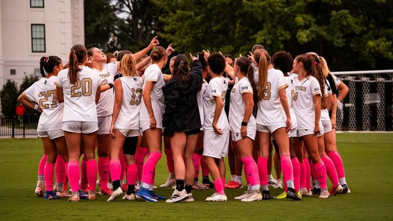 Women's Soccer Falls To Chattanooga In Friday Night Matchup