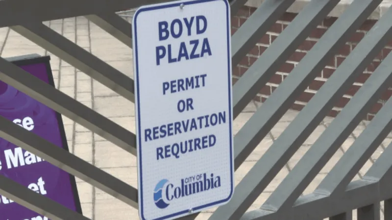 "Too much work": Changes to Boyd Plaza entry rules leave Columbia residents confused