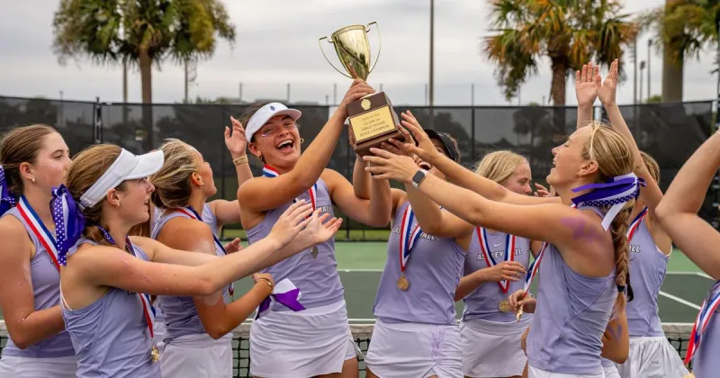 Ashley Hall enjoys third straight state title in SCISA girls tennis