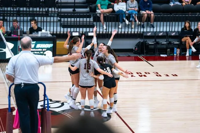 Erskine Women's Volleyball | Fleet bounce back with sweep of Young Harris