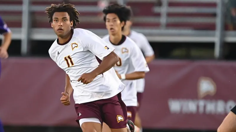 Eagles Drop Hard Fought Game To ETSU Tuesday Night