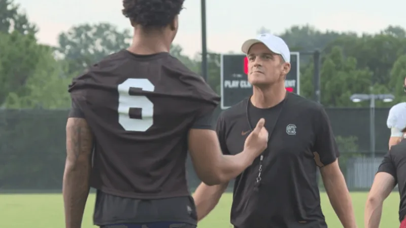 Shane Beamer talks about Dylan Stewart's suspension