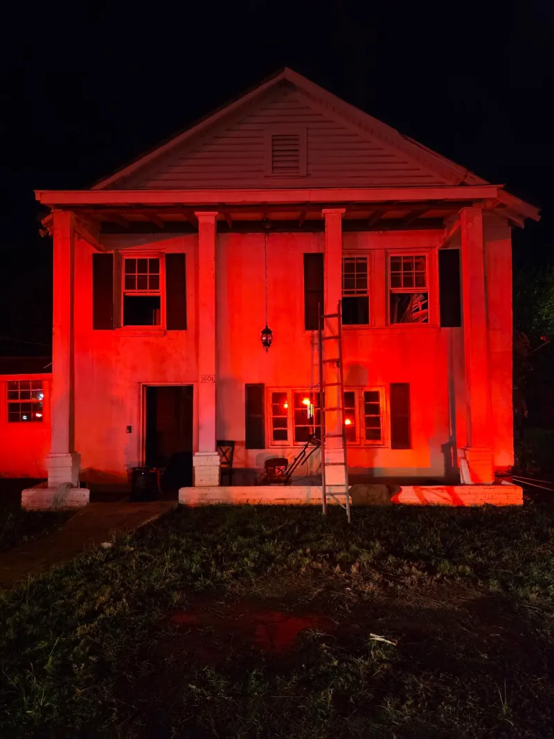 Cola-Fire crews responded to Wednesday night house fire