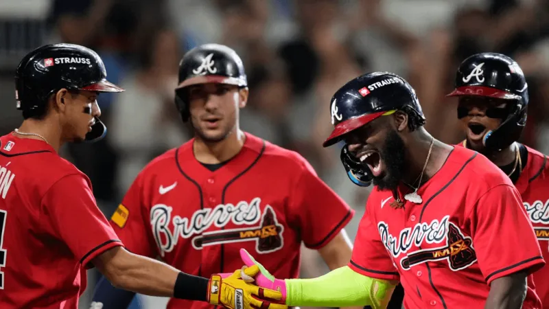 Braves hit 3 homers, including 3-run shot by Harris, to beat Phillies 6-2