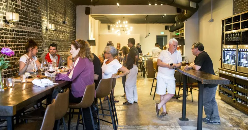 Charleston temps climb before weekend cold front. Plus, downtown wine bar is closing soon.