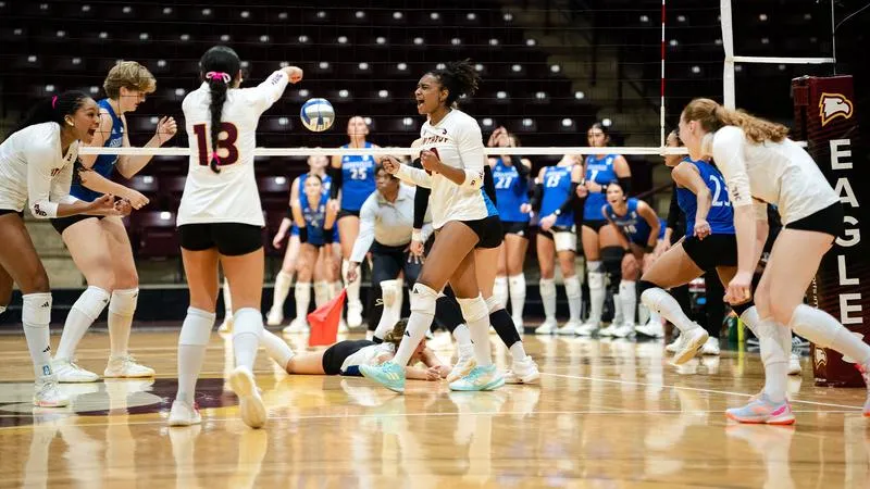 Eagles Edge UNC Asheville 3-2 Behind Thatcher"s Season-High 53 Assists