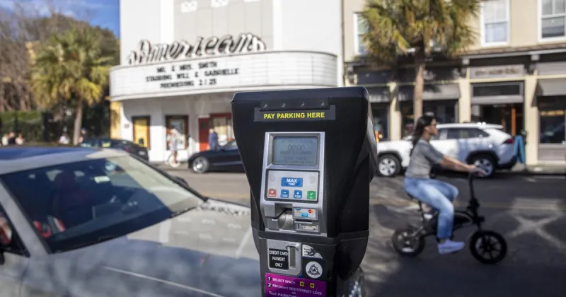 Charleston is ditching parking meters for online payments. Plus, Trump is coming to SC next week.