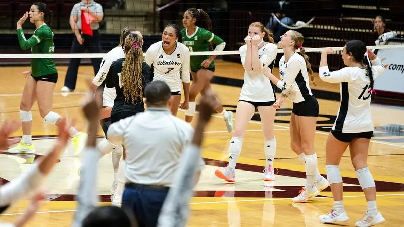 Eagles Down USC Upstate in Straight Sets