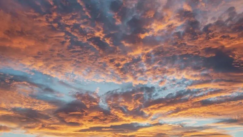 One more day of near-record warm temperatures