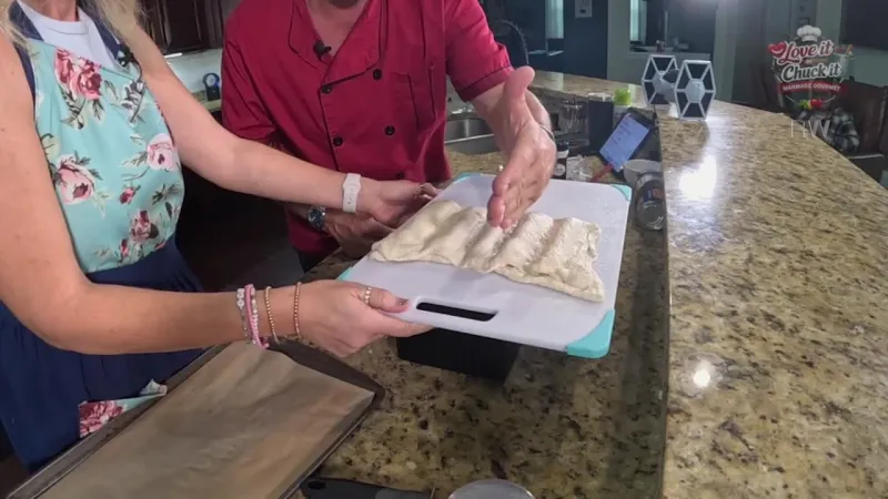 Manmade Gourmet's Love It or Chuck It: Cheesy Breadsticks
