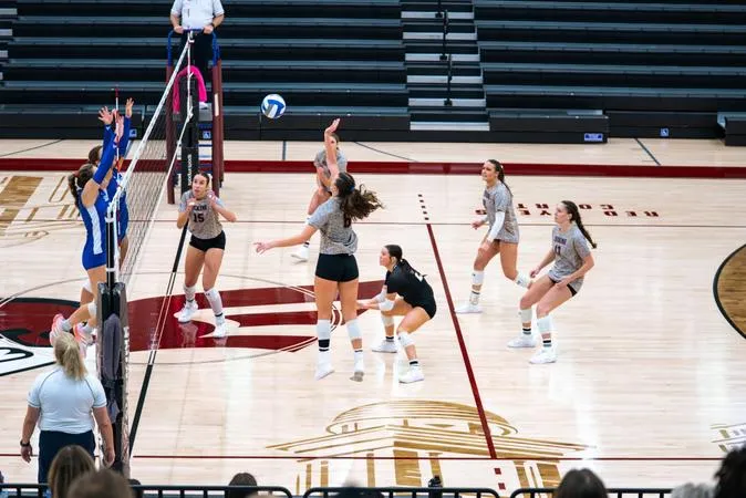 Erskine Women's Volleyball | Fleet fall at North Greenville