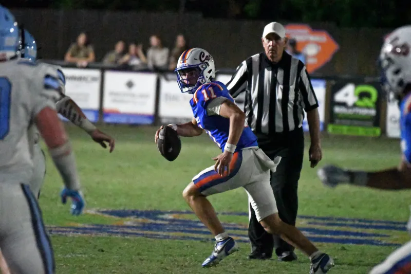 Laurence Manning handles business against John Paul II, rolls 51-19