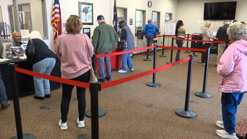 High early voting turnout causes traffic congestion across the Pee Dee