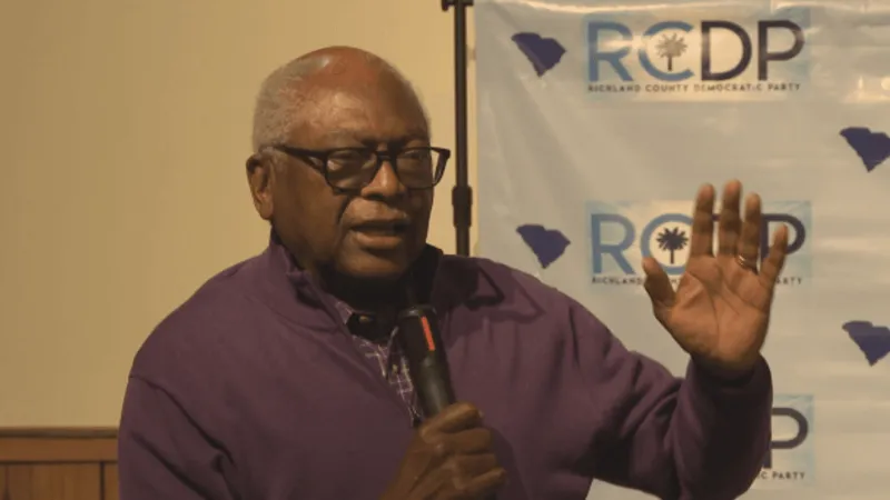 "One vote has made the difference": Clyburn pumps up Democrats ahead of early voting start