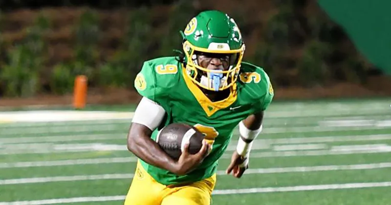 Summerville running back earns Lowcountry Player of Week in football; Five area teams ranked