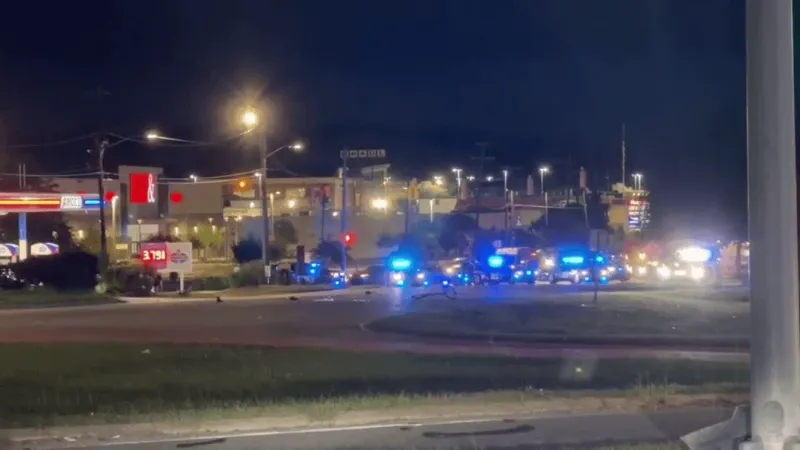 Roadway reopened after vehicle vs bicyclist crash on Rivers Avenue early Tuesday