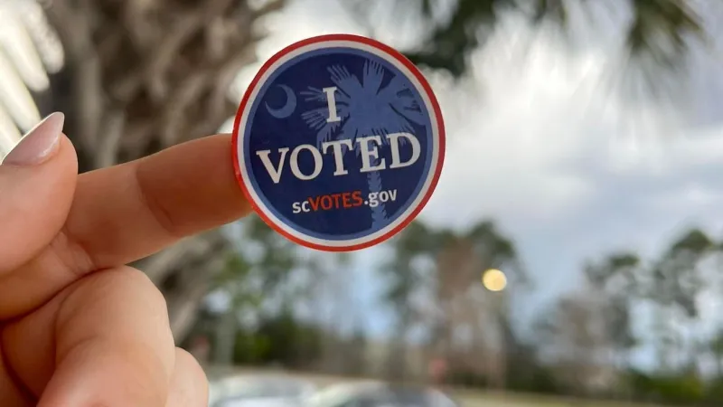 Nearly 98,000 cast ballots on first day of early voting in South Carolina