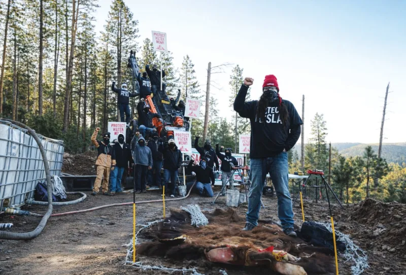 Treaty defenders demonstrate against drilling near sacred site