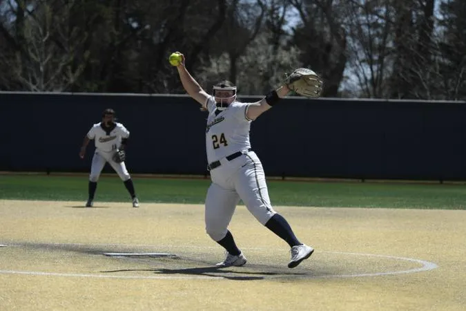 Vikings Split Regular Season Finale at Northern State