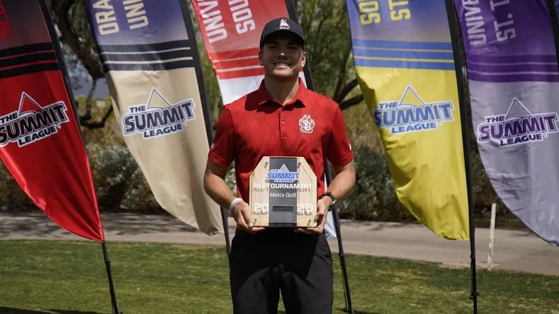 Etzel Leads Coyotes to Third-Place Finish at Summit League Championship