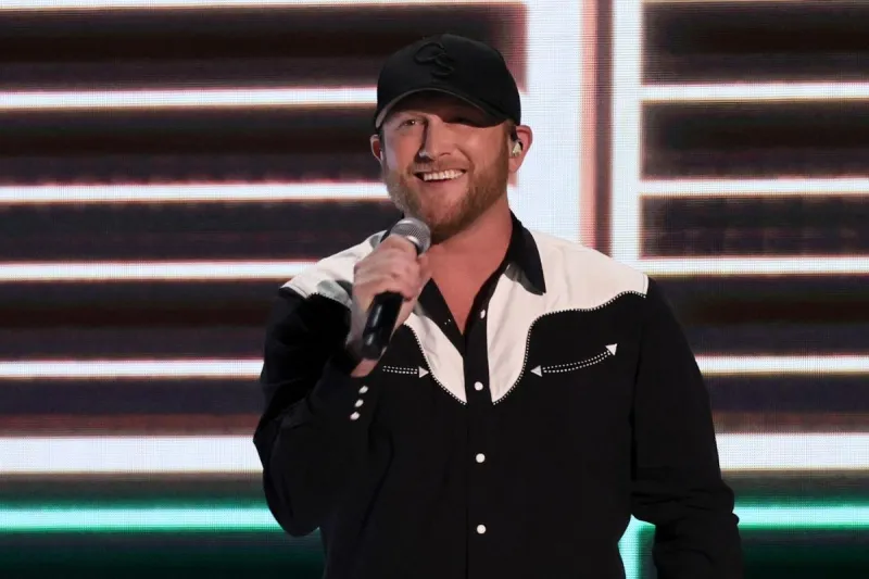 New: Cole Swindell Coming To Mitchell, South Dakota This Summer