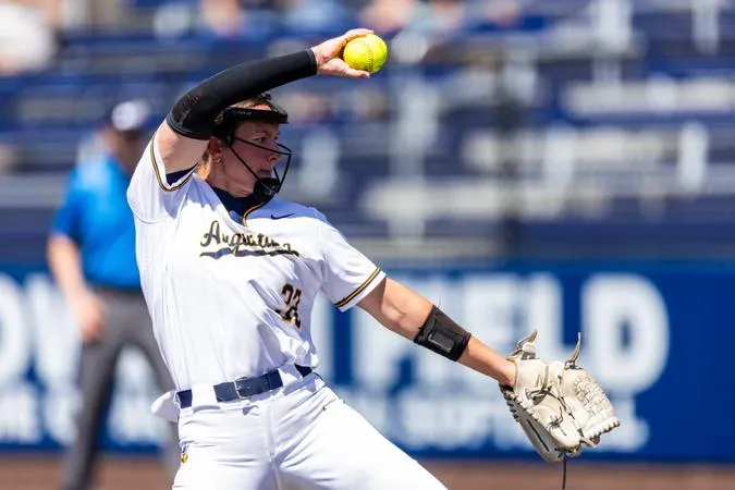 Speltz Throws No-Hitter as Augustana Advances to NSIC Championship