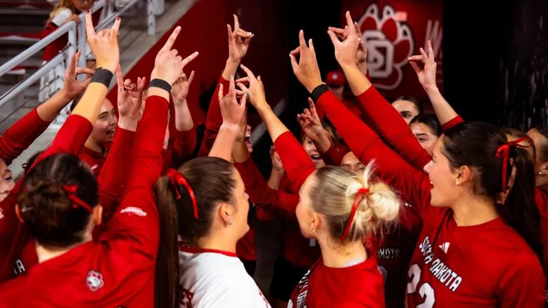 Coyote volleyball releases 2026 Summit League schedule